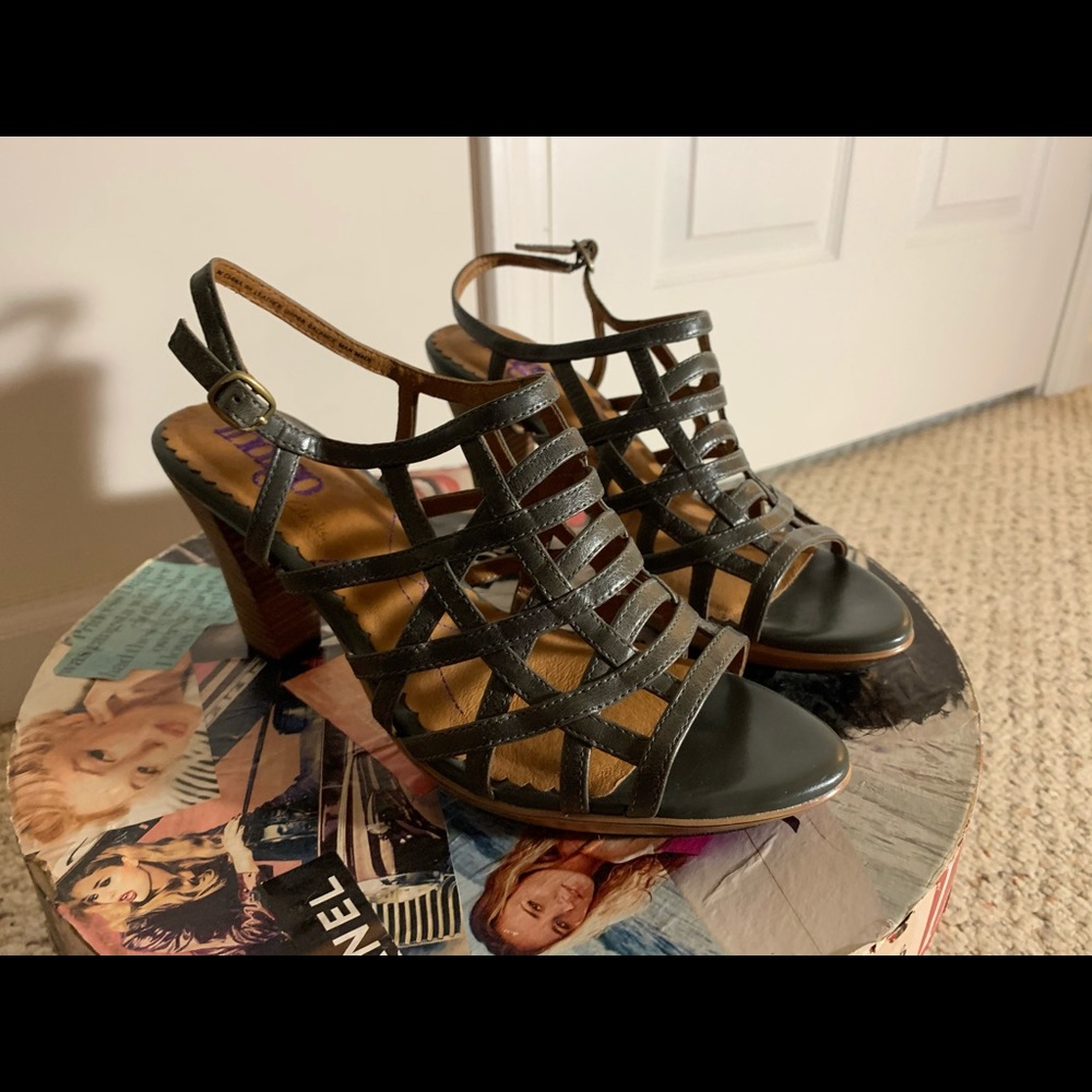 Brand new indigo wedge heels